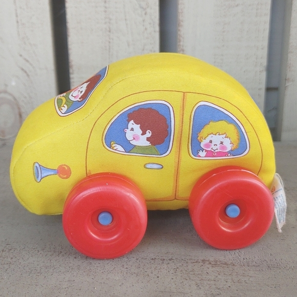 Vintage 1982 American Greetings Baby's First Car Yellow Softtouch Plastic Wheels - Picture 3 of 10